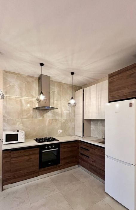 Срочно сдам квартиру в ЖК "Граф", ул. Азарова 8. Центр города