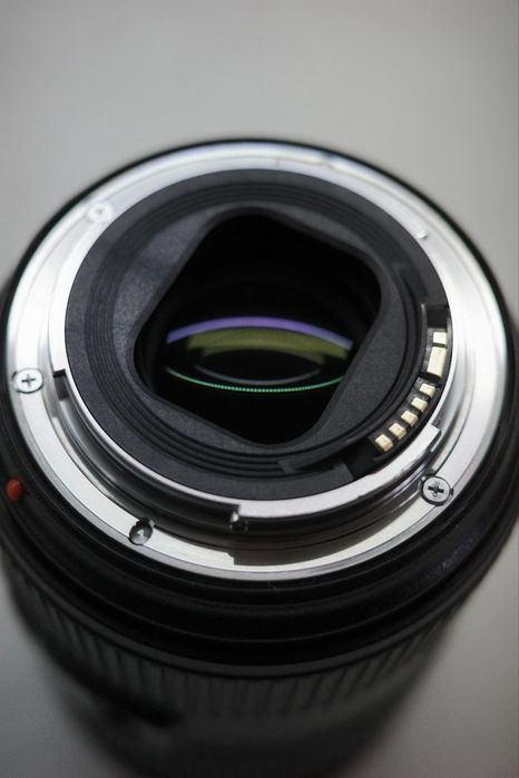 Canon EF 24-105mm f/4L  II IS USM (как новый)