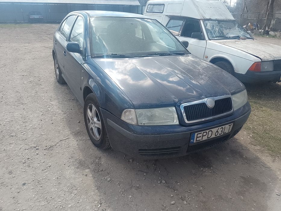 Продам шкода дізель в гарному технічному стані авто супер