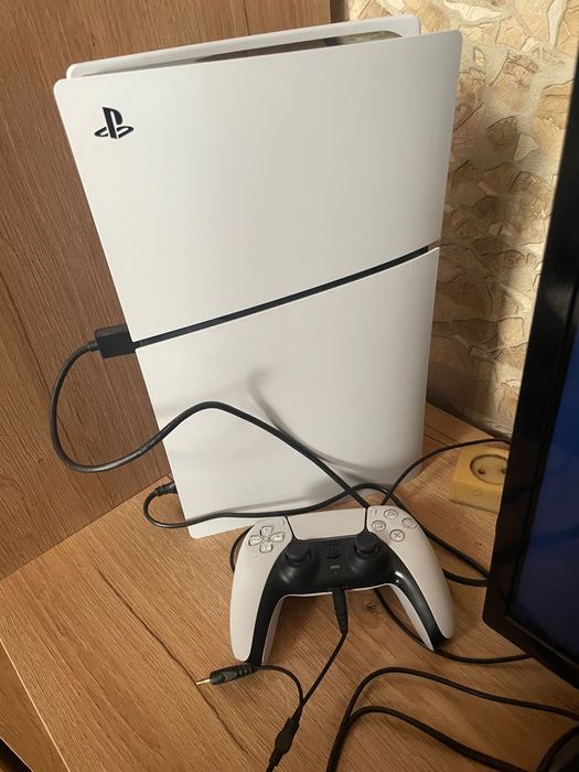 Sprzedam Konsole PlayStation 5 Digital Slim