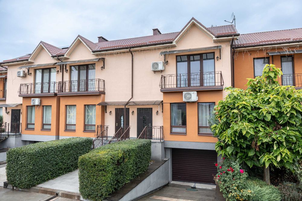 Продам Таунхаус с ремонтом Обуховка