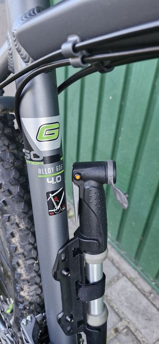 Rower MTB GENESIS SOLUTION 4.0 Hardtail.