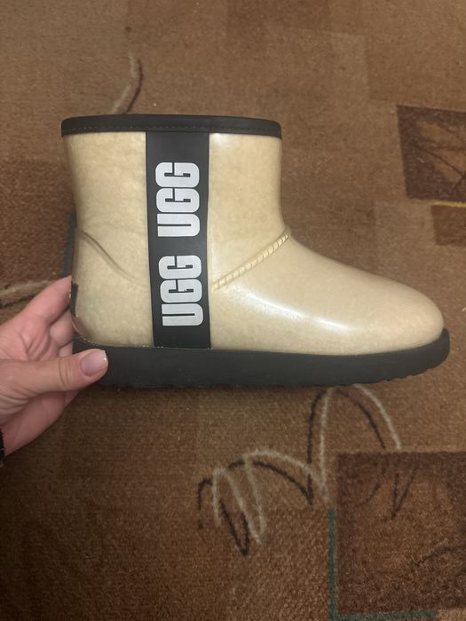 Продам Ugg clean
