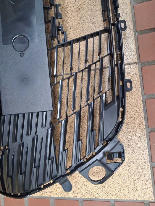 PEUGEOT 208 II LIFT grill atrapa