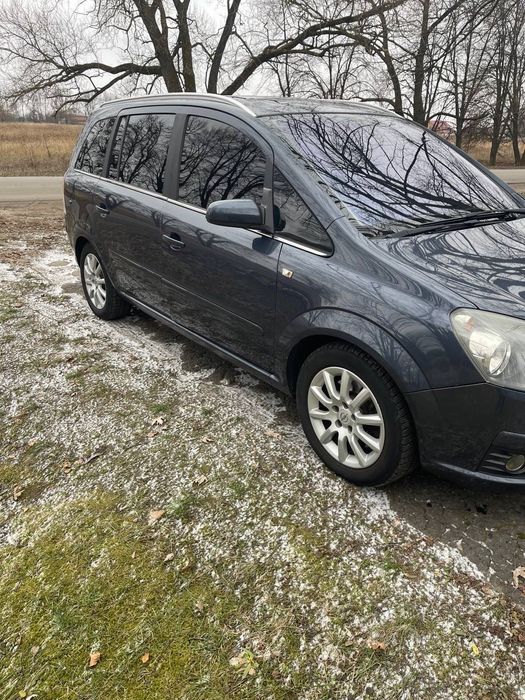 Продам Opel Zafira B