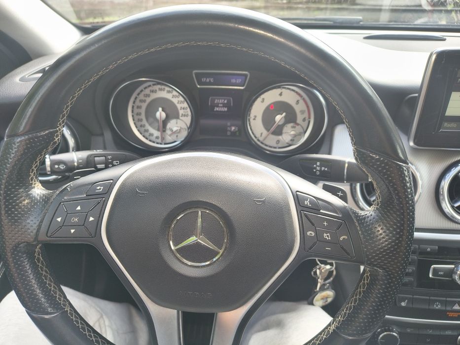 Mercedes-Benz  GLA   2.1