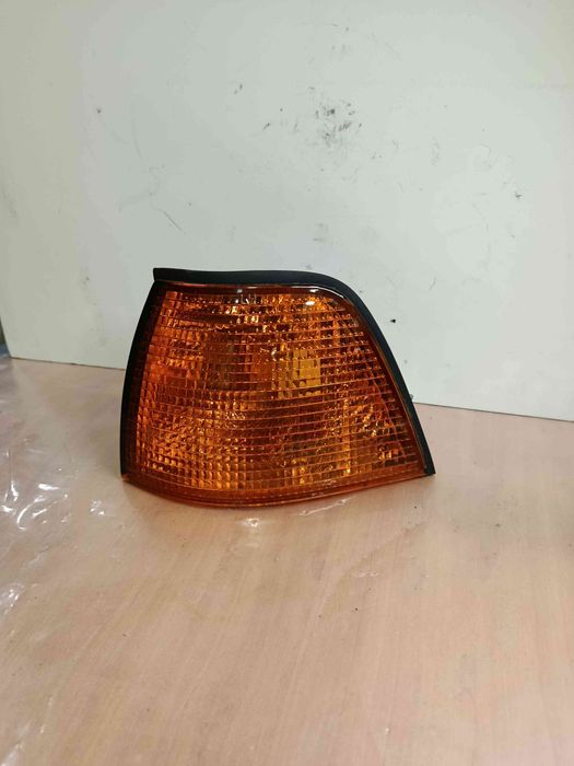 Pisca trás esquerdo BMW 3 (E36)