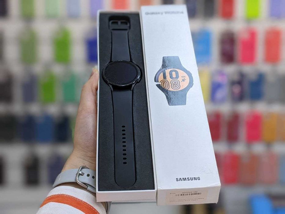 Годинник ꕥ Samsung Galaxy Watch 4 ꕥ 44mm R870 Black захисна плівка