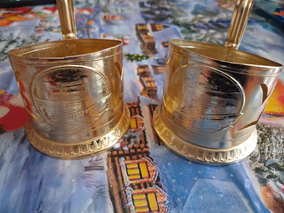 Мідні тримачі для стаканів