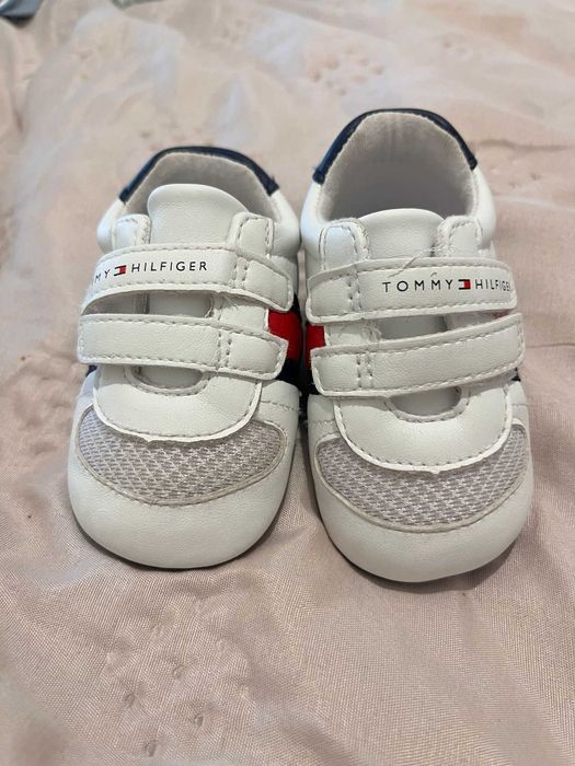 Buciki Tommy Hilfiger – niechodki, rozmiar 19