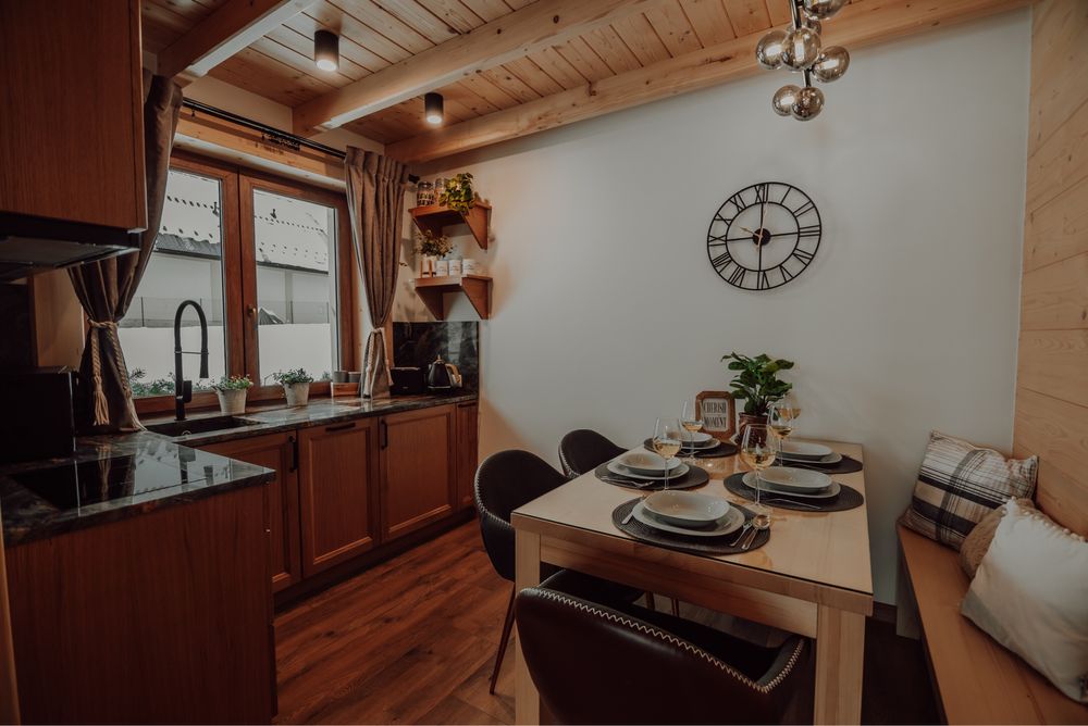 Osada Snozka - domki w górach z balią i kominkiem