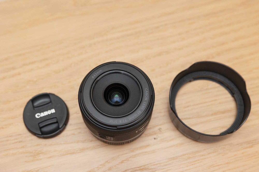 Canon RF 16mm F/2.8 STM