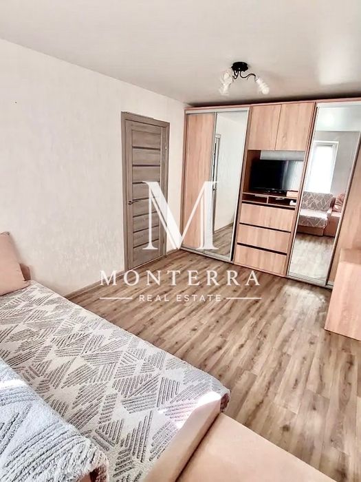 Продаж 1 кім квартири з газом та ремонтом Лівий Берег, Дарницький район  метро Вирлиця, Бориспільська