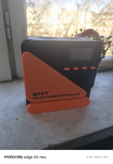 MPPT сонячний контроллер 40А
