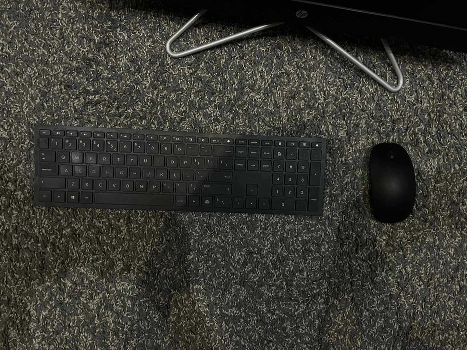 Dwa Komputery HP AiO HP 24 AMD Athlon 3150U 4GB 256GB SSD