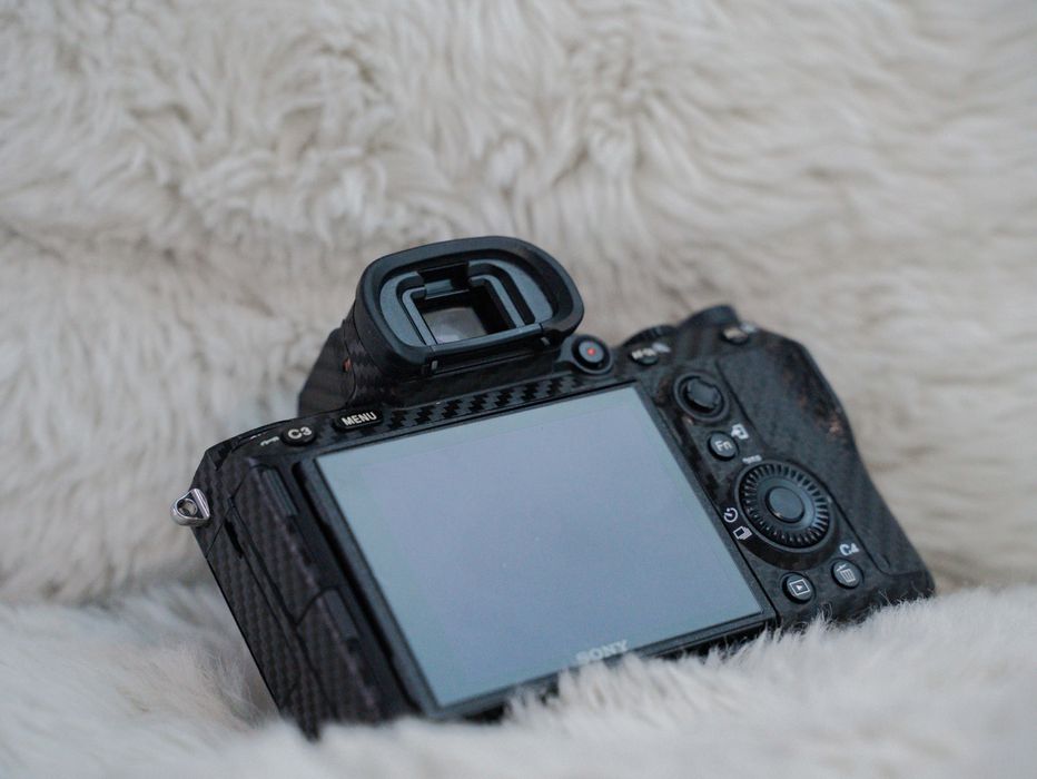 Sony a7iii + carbon fiber skin