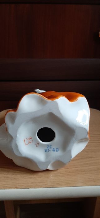Продам фарфоровую статуэтку Цыганка.