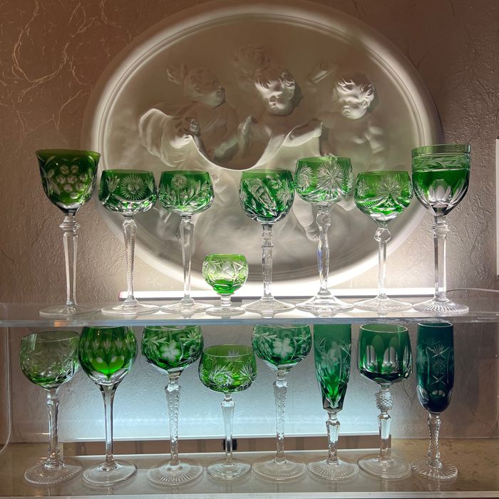 Кольоровий кришталь, келихи, цветной хрусталь