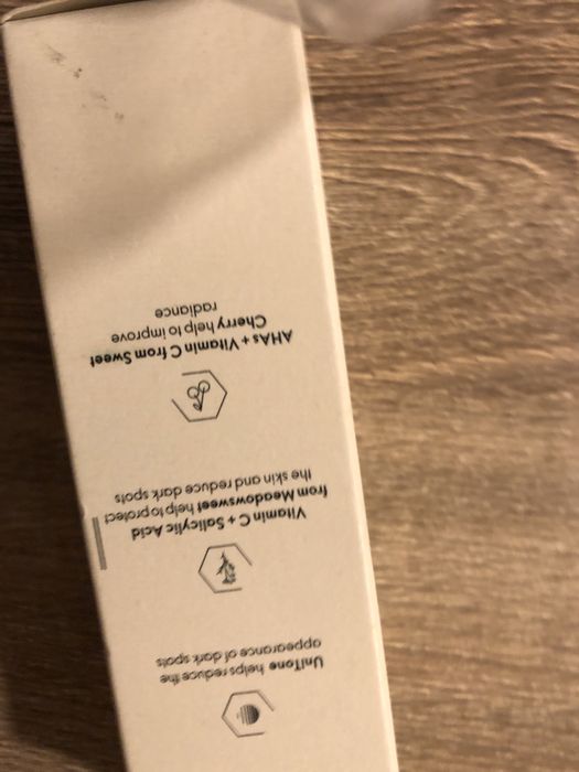 Serum na przebarwienua Oriflame Even out