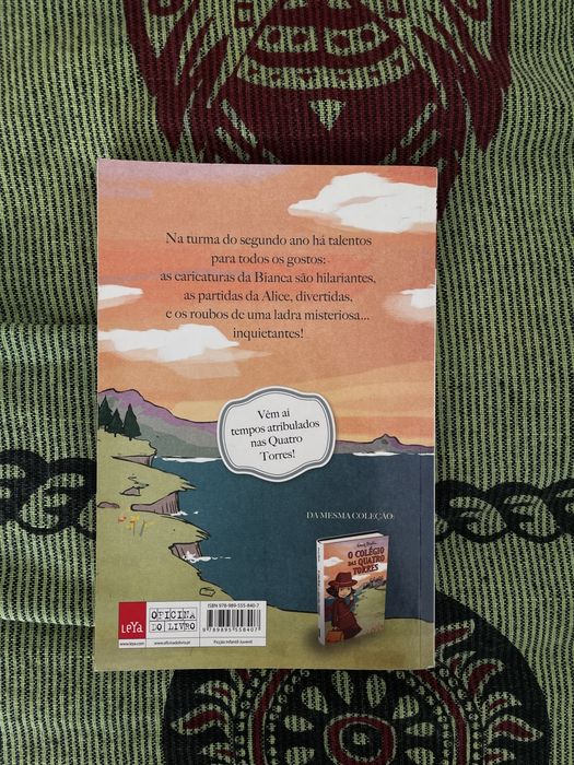 livros As Gémeas + Colégio das Quatro Torres