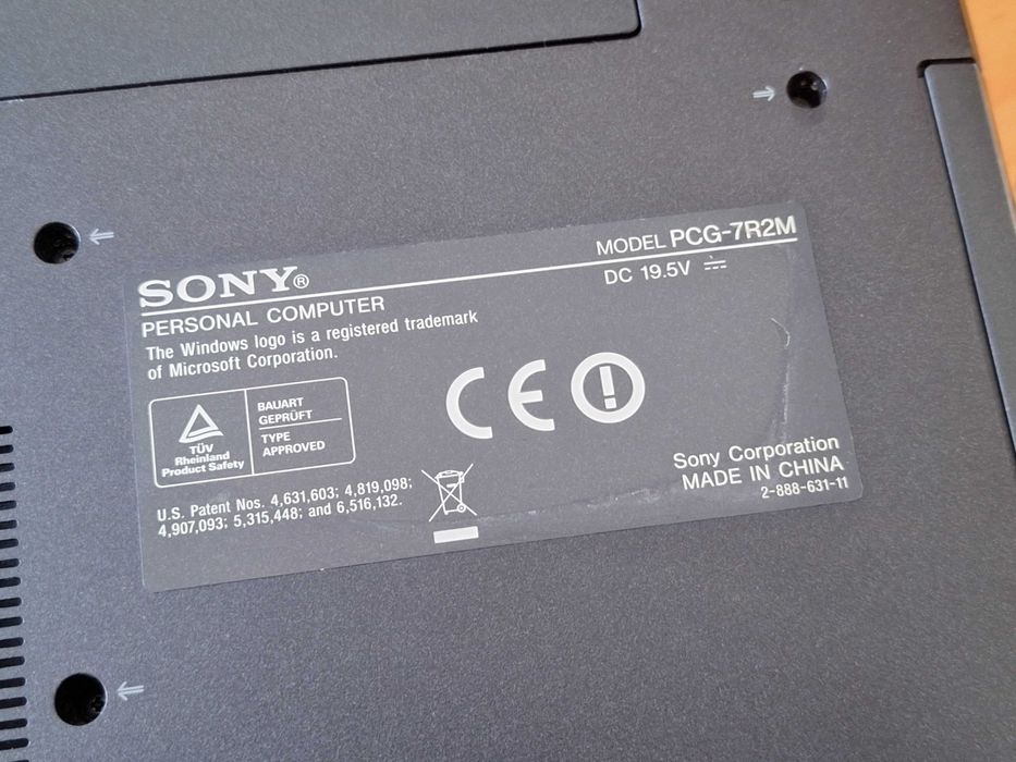 Computadores portáteis para peças c/carregador