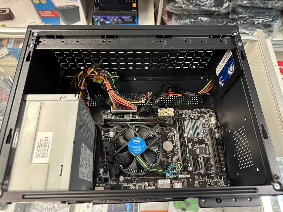 Komputer Intel Core i7 / 4790 16GB 256gb Ssd Win 10Pro