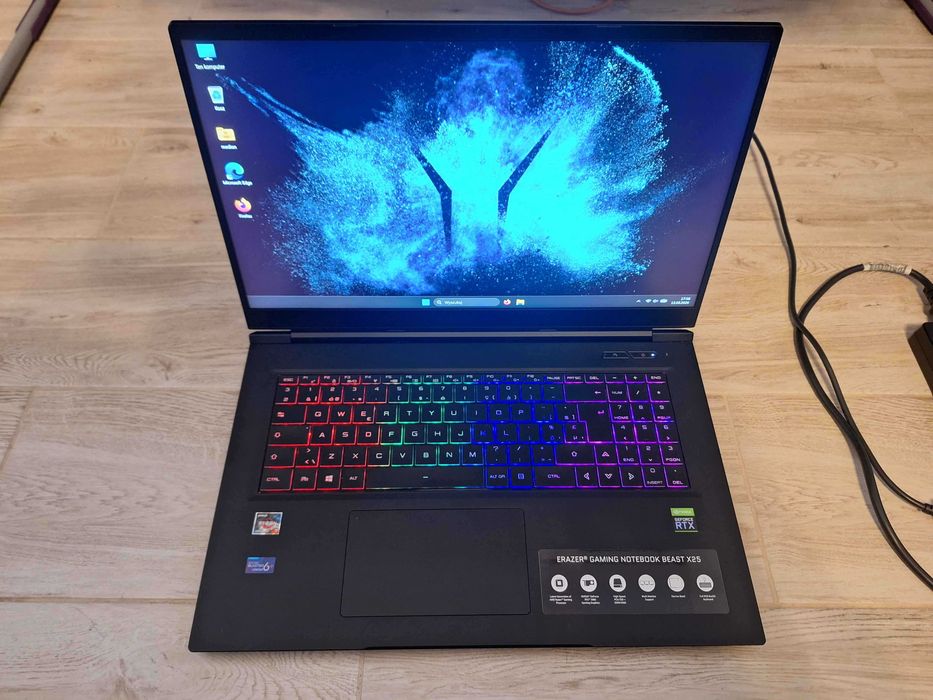 Laptop Medion Erazer Beast X25 | 32GB RAM | RTX 3080 16GB | RYZEN 9 5900HX