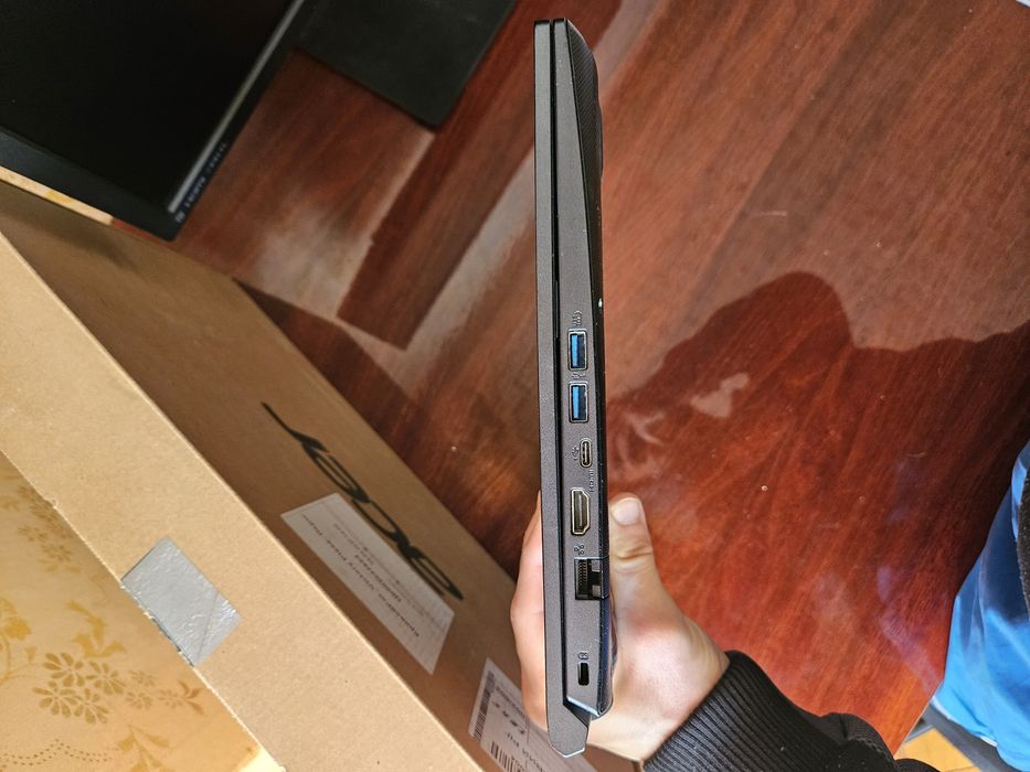 Ноутбук Acer aspire 7