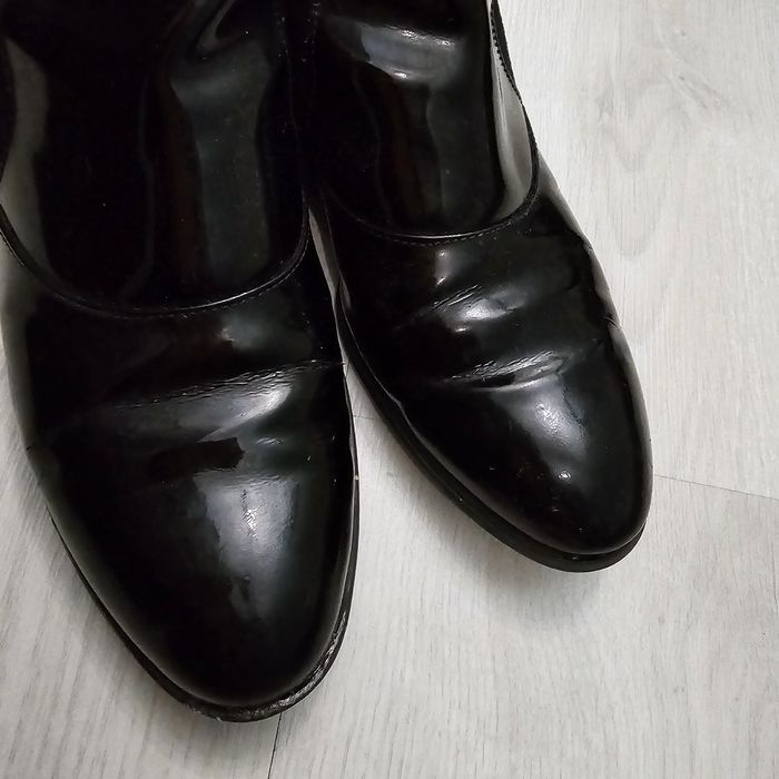 Czarne skórzane botki lakierowane z zamszem Conhpol Bis rozm.40