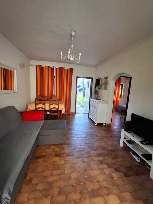 Aluga-se Moradia na Lagoa de Albufeira (Sesimbra) a 200m da praia