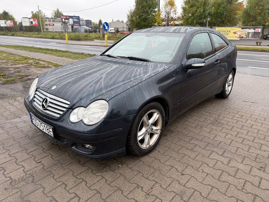 Mercedes-Benz Klasa C Bez rdzy sprowadzony z Marsylii, po dużym serwisie bez wkładu.