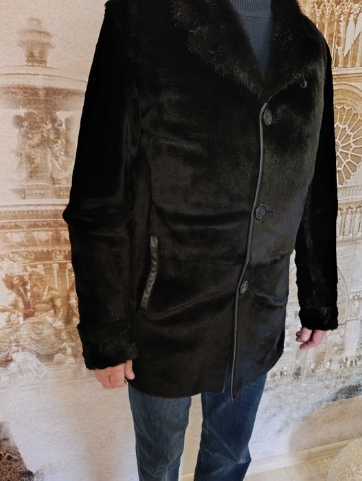 Натуральное меховое супер красивое мужское пальто р 50-52 Греция