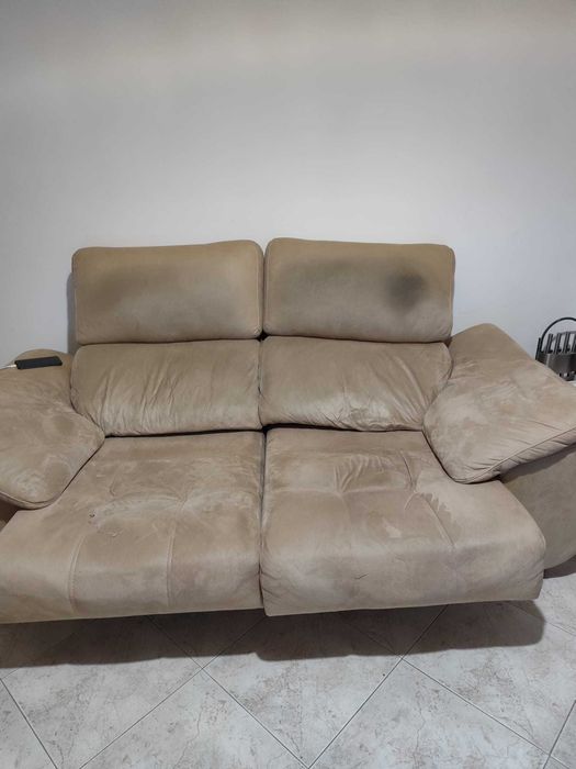 Vendo urgente sofá em bom estado