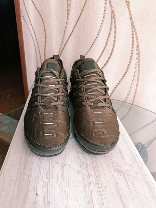 Кроссовки  Nike Air Max Plus  Оригинал стелька 26,5 см
