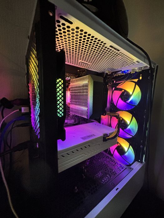 Продам ПК разом з клавою мишкою навушниками та монітором