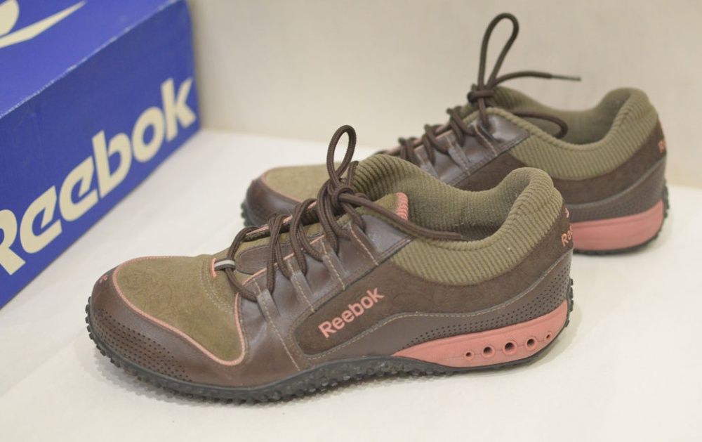 Кроссовки Reebok. 40 размер, 26см по стельке. Оригинал. Идеальные.