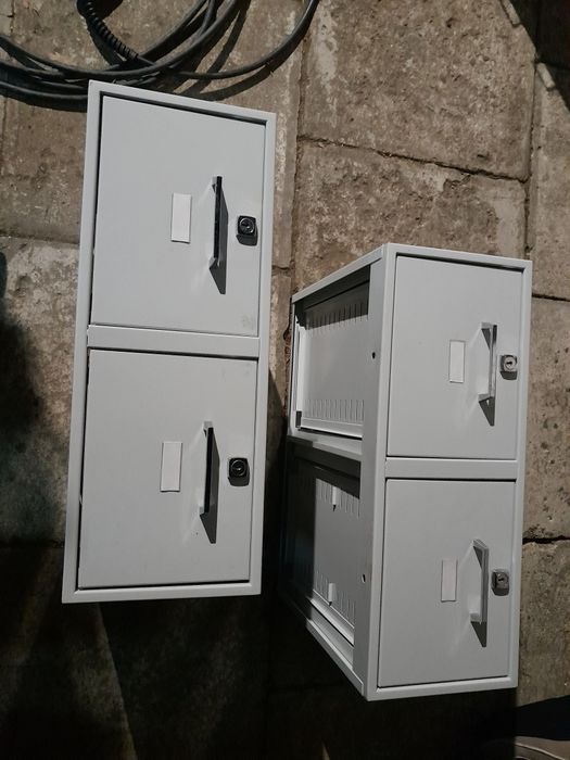 Szafka metalowa komoda z szufladami