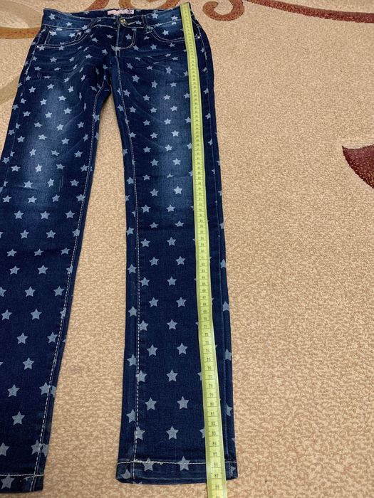 Джинси для дівчинки, ріст 146 см