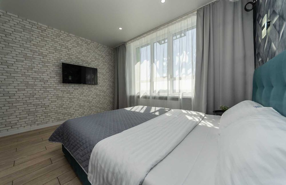 Є своє укриття! Стильна студія біля метро, Бажана, 17.