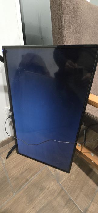 Telewizor HKC32C1NHD uszkodzenie