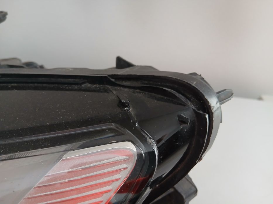 Farol Led Volvo V60 2021