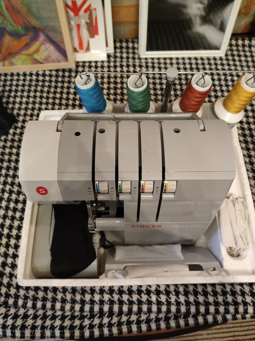 Оверлок SINGER 14HD854
