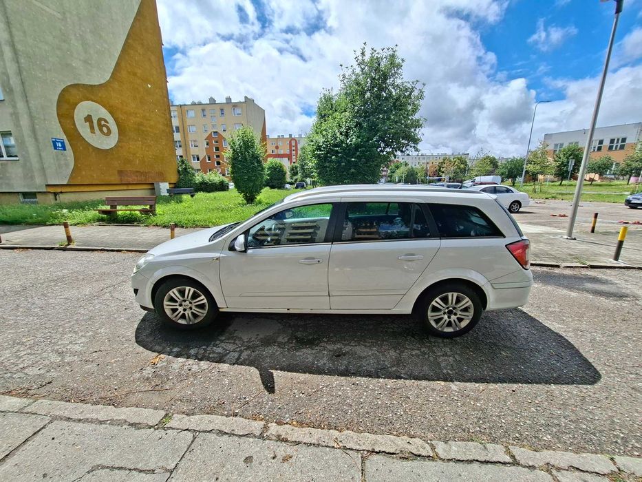 Samochód Opel Astra