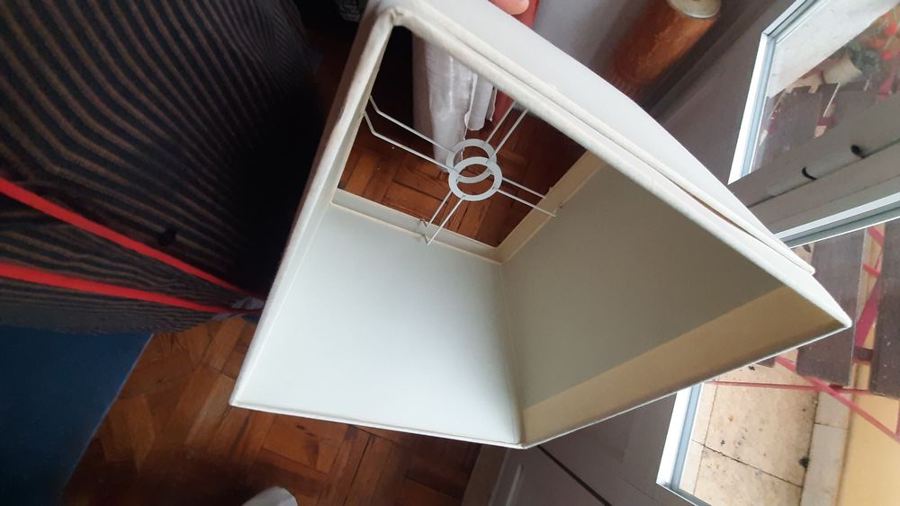 2 abatjours quadrados de teto beijes