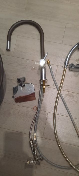 Продам раковину з штучного каменю на кухню чи ванну. 51×40×20см