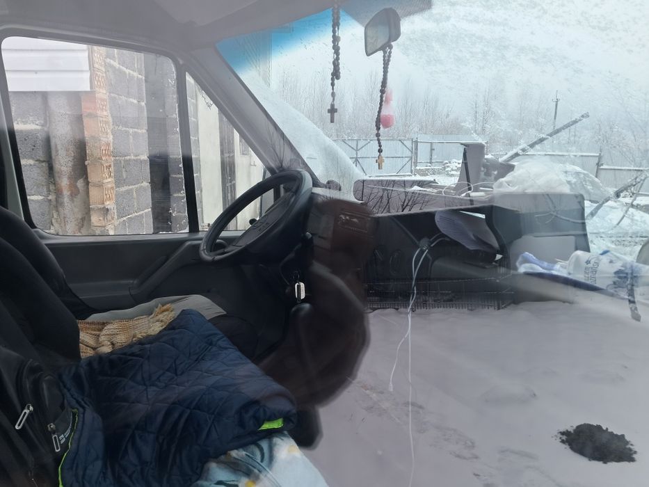 Продам елтешку 35.2.5 2002