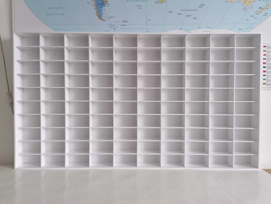 Estante carros miniatura - Hotwheels