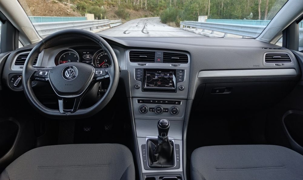 VW Golf 1.6 TDI 110cv