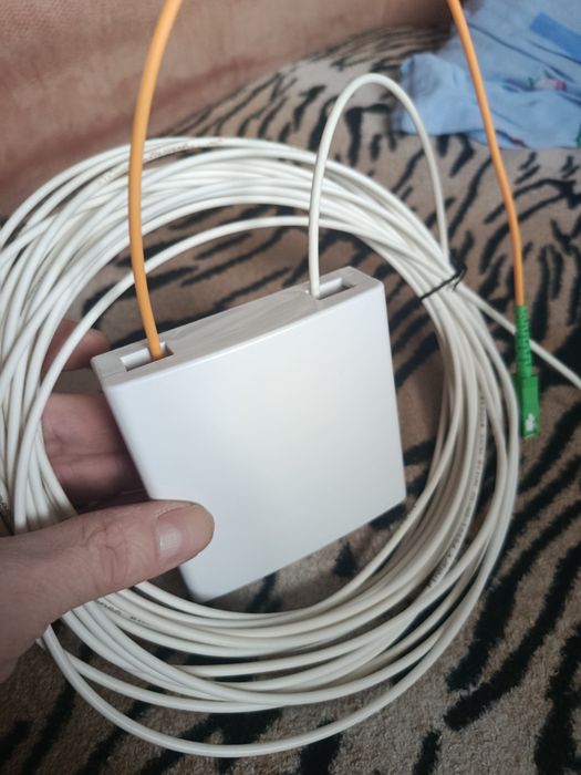 Абонентский оптический сетевой терминал GPON Huawei HG8310М (ONU)