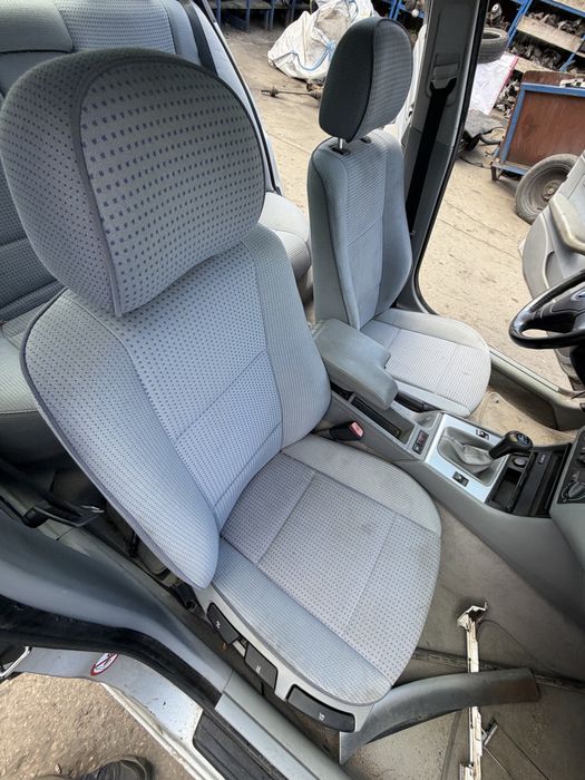 Fotele BMW E46 Sedan szare Boczki Tapicerka siedzenia komplet